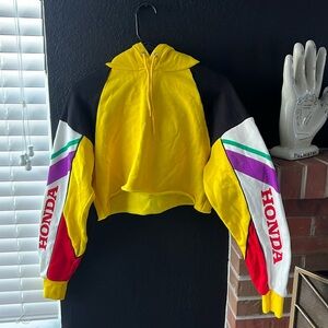 NEVER WORN • Cropped Hoodie